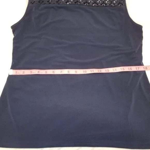 Carmen Marc Valvo Navy Blue Crochet Lace Yoke Keyhole Back Tunic Tank Blouse M - Picture 7 of 8
